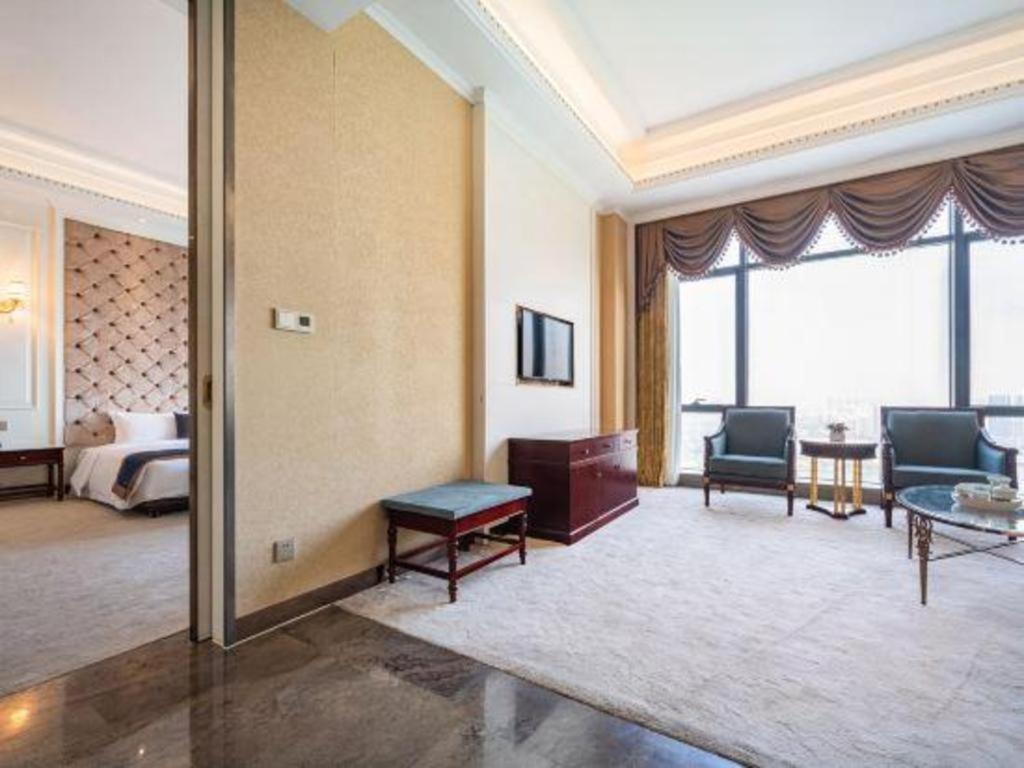 Eurasia Convention International Hotel Vuhan Kültér fotó