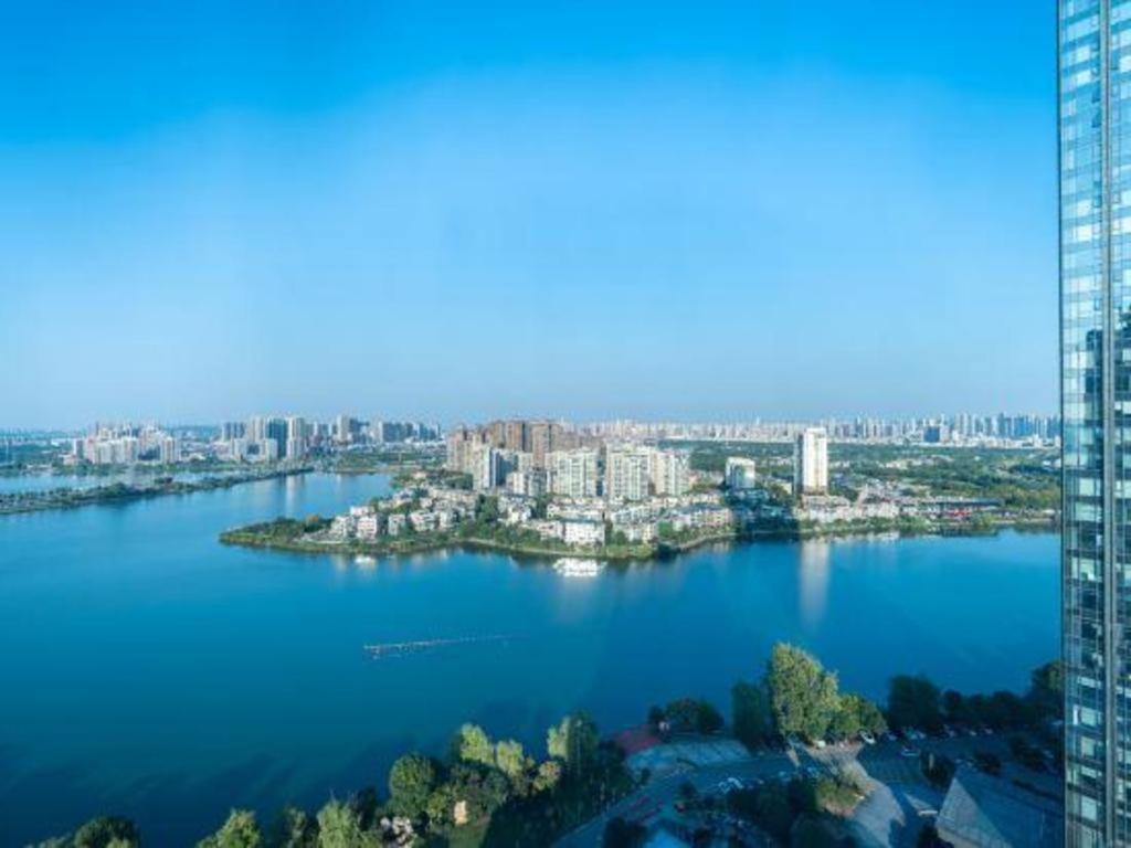Eurasia Convention International Hotel Vuhan Kültér fotó