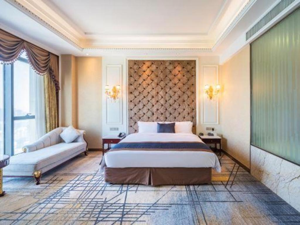 Eurasia Convention International Hotel Vuhan Kültér fotó