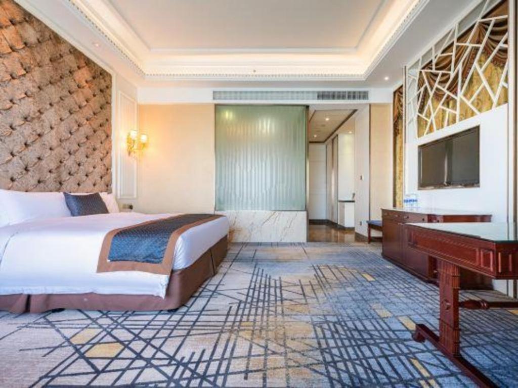 Eurasia Convention International Hotel Vuhan Kültér fotó